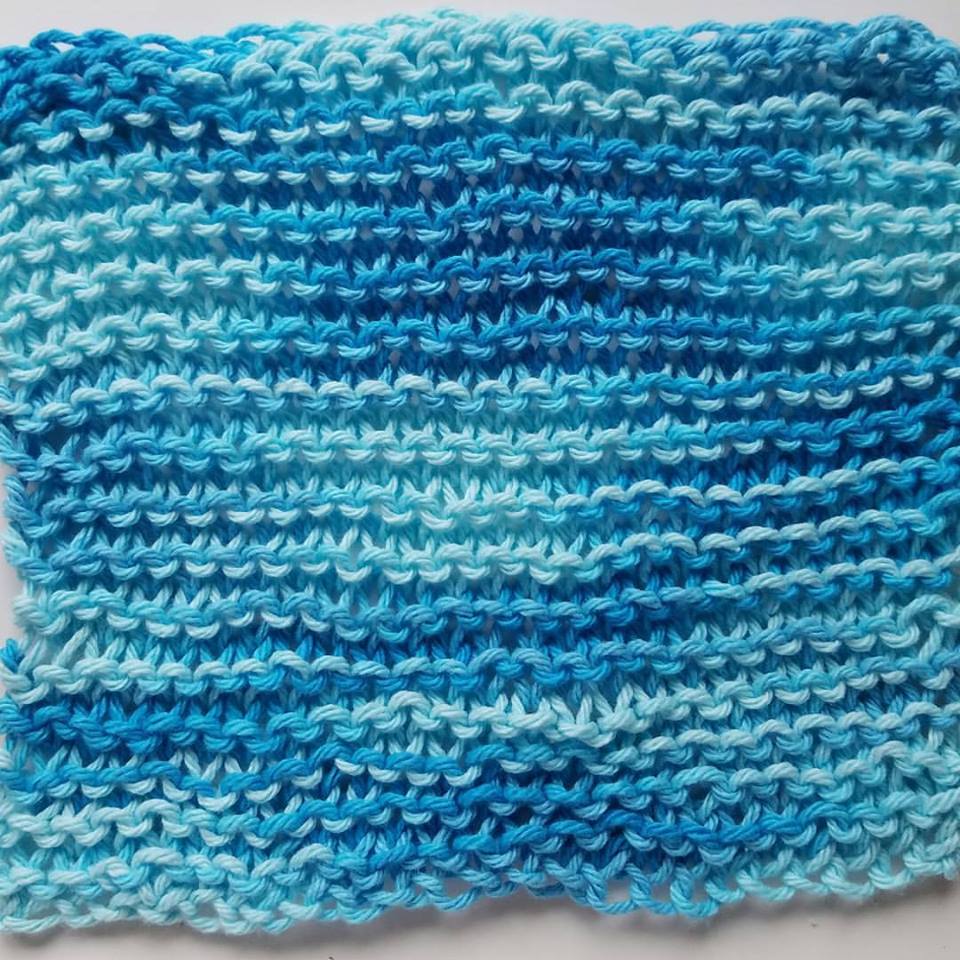 easy to knit cloth by Bev